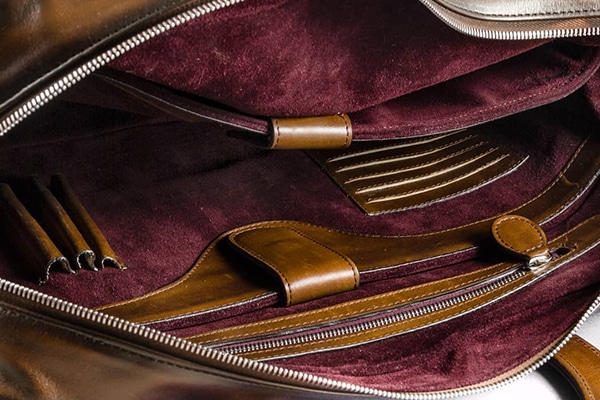 interieur briefcase